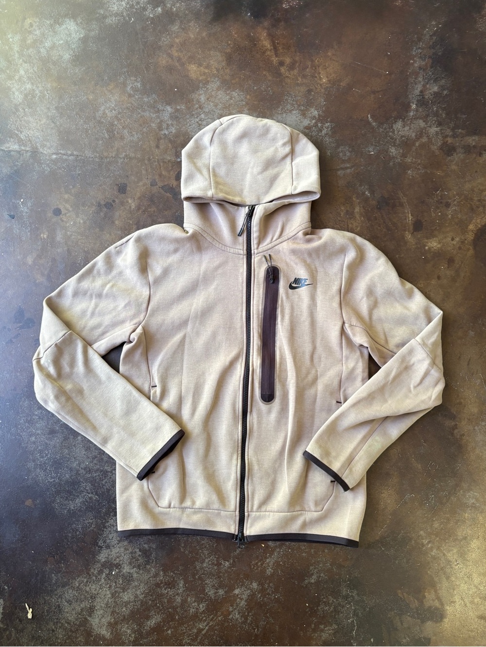 Nike Men’s Beige Hooded Performance Zip Jacket
